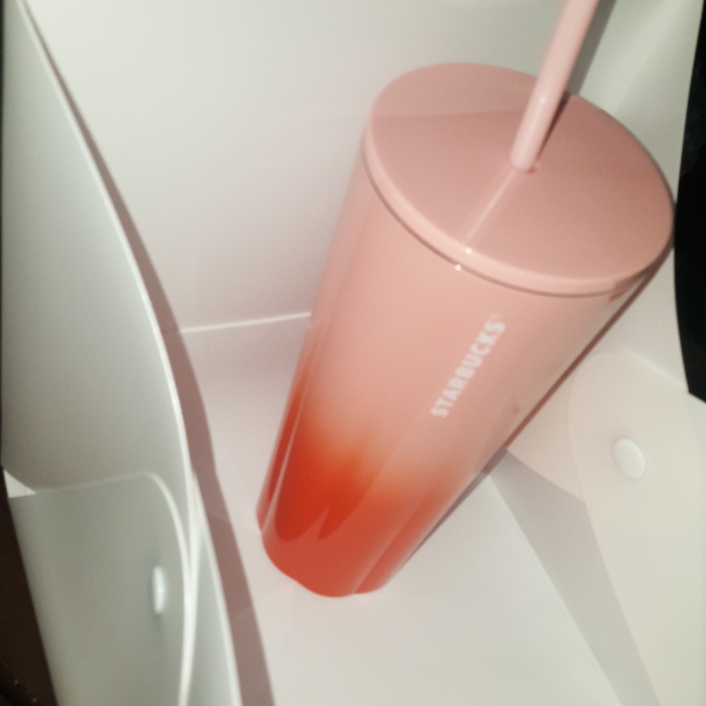 2020 RTF STARBUCKS HOLIDAY TUMBLER RARE OFFERS - Picture 2 of 4